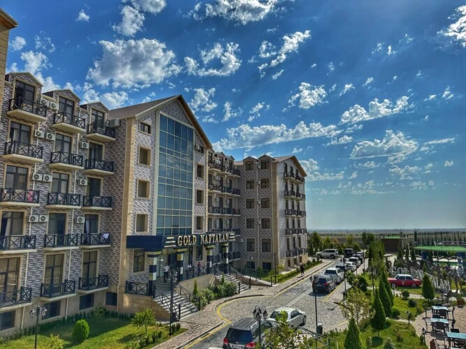 Gold Naftalan & SPA Hotel - image 1