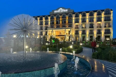 Sun City Hotel & Spa Naftalan - image 1